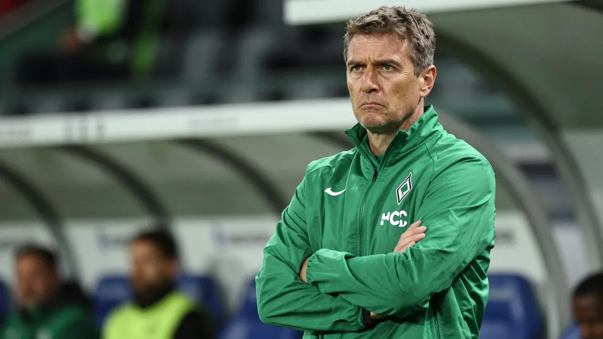 Borussia Mönchengladbach is in a crisis of confidence after two opening defeats, as a detailed report by Bild Sport...
