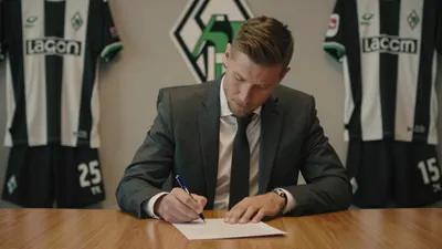 Gladbach stärkt Abwehr: Jan Leszczynski kommt bis 2030