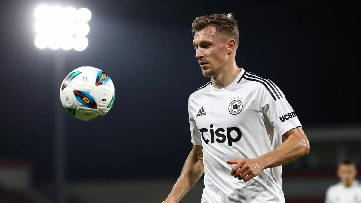 Gladbach loses Friedrich: 'I'm glad my contract with Gladbach has expired'