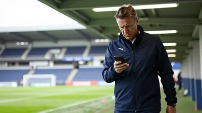 Ein von Borussia Mönchengladbach angefragter Trainer hat den Wechsel zum abstiegsbedrohten Bundesligisten abgelehnt, was...