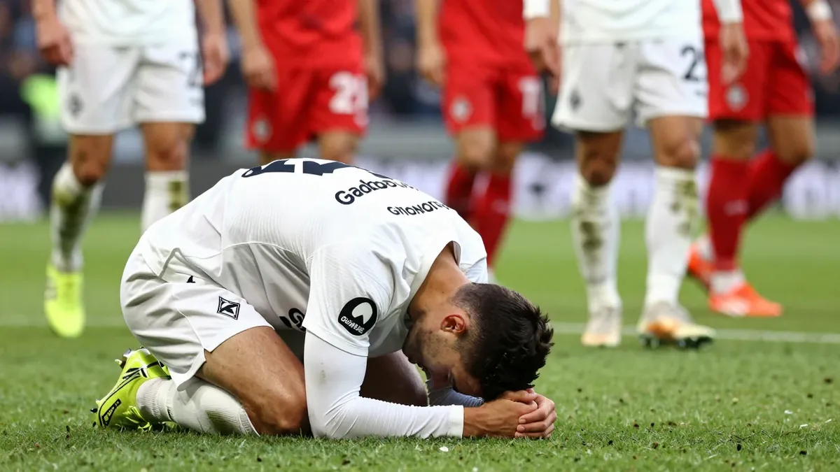 Borussia Mönchengladbach squandered a 3-1 lead to lose 4-3 at home to SV Elversberg in the Bundesliga, conceding a...