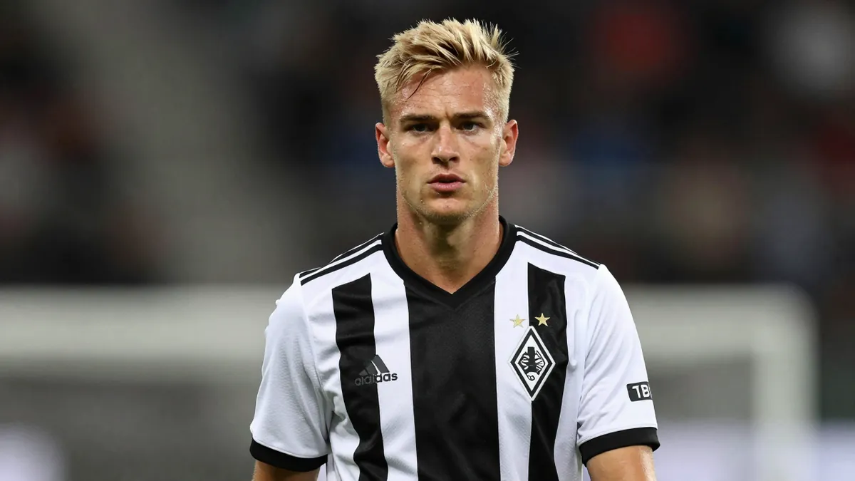 Gladbach scouts watch Swedish U21 international