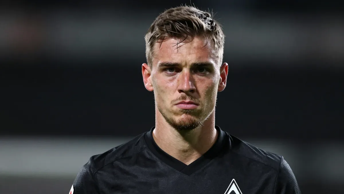 Laut Bild Sport bleibt ein wichtiger Spieler von Borussia Mönchengladbach dem Verein erhalten und hat sich gegen einen...